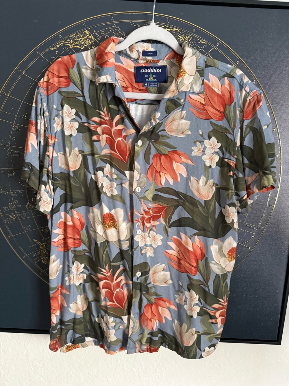 chubbies Blue Floral Short-Sleeve Button-Down Shirt with Coral & Green Print